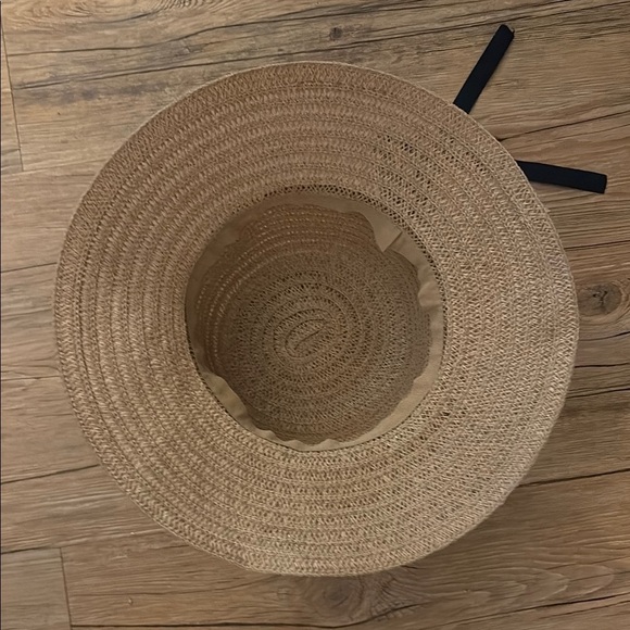 New- Stylish Tan Sun Hat with Black Ribbon - Picture 5 of 5